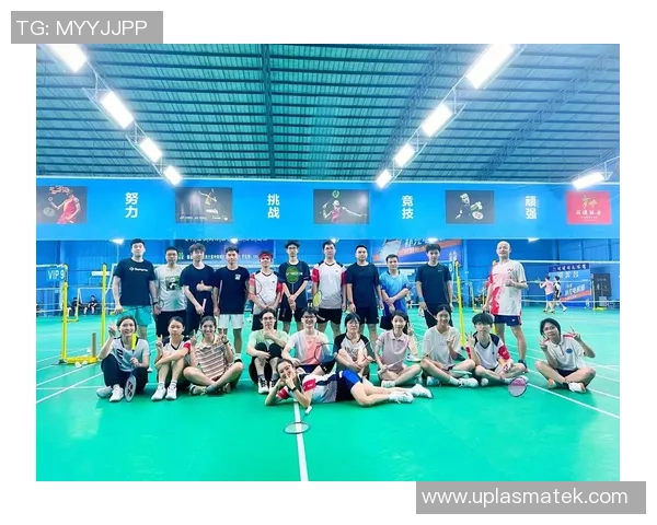 赛后分析:北京羽毛球队与上海羽毛球队的耐力较量与战术对决 赛后分析:北京羽毛球队与上海羽毛球队的耐力较量与战术对决