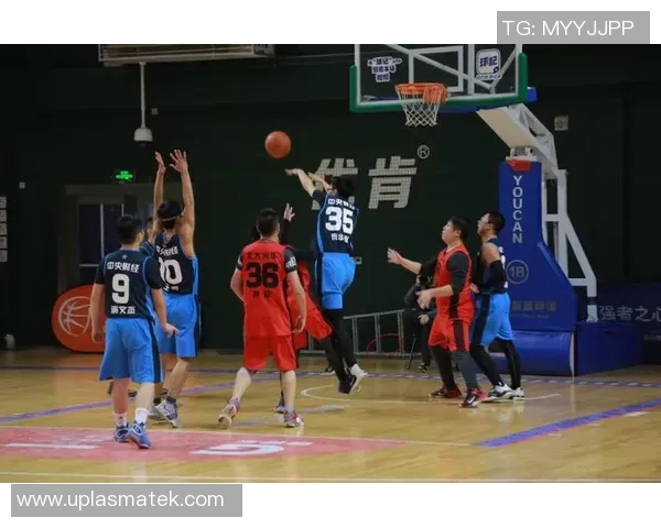 赛后分析:北京篮球队与杭州篮球队的团队协作与战术执行探讨 赛后分析:北京篮球队与杭州篮球队的团队协作与战术执行探讨