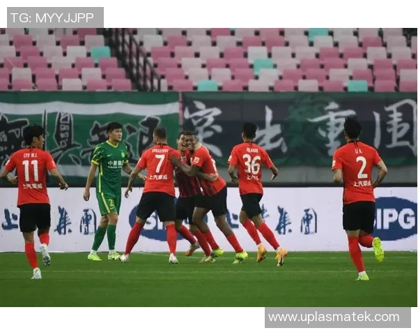 赛后分析：上海足球队与西安足球队的战术对决与启示