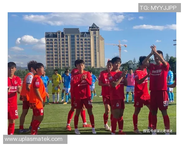 重庆篮球队以68分领跑洲际杯积分榜展现强劲实力