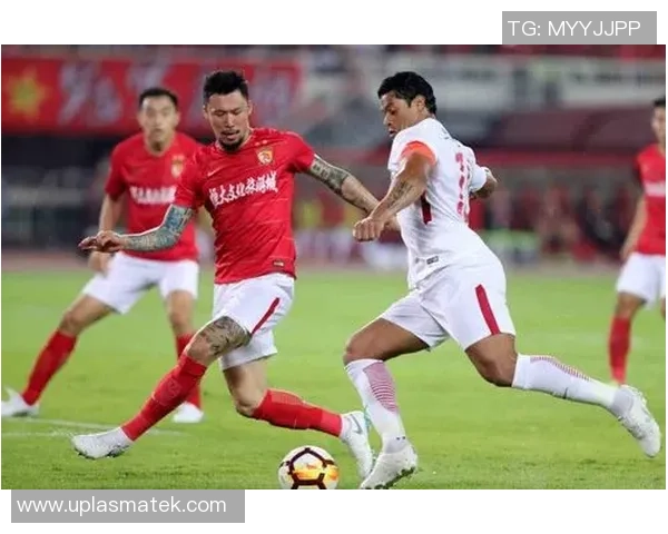 重庆羽毛球队以99分稳居大师赛积分榜首位展现强劲实力