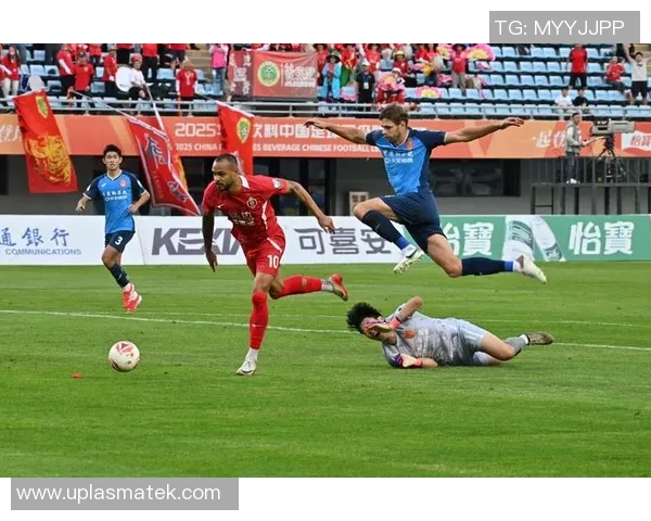 重庆足球队盯防战术深度解析与实战应用探讨 重庆足球队盯防战术深度解析与实战应用探讨