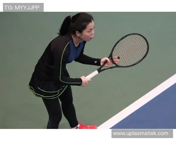 黄静独家分享网球心得与技巧助你提升球技的秘密与经验 黄静独家分享网球心得与技巧助你提升球技的秘密与经验