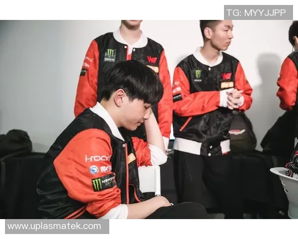 重庆足球队心理素质强劲跻身全国前五名展现出色竞技状态 重庆足球队心理素质强劲跻身全国前五名展现出色竞技状态