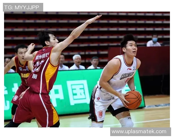 深圳篮球队技术实力强劲荣登全国篮球技术排行榜第二名 深圳篮球队技术实力强劲荣登全国篮球技术排行榜第二名