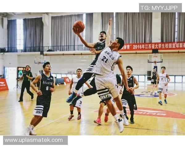 赛后分析：广州篮球队与南京篮球队默契配合的关键因素与战术探讨